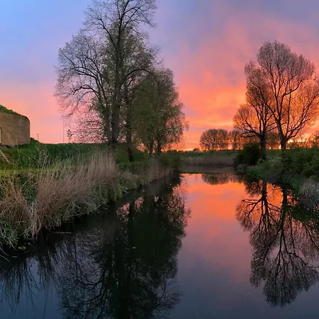 Bed & Breakfast Fort Bakkerskil 3* Nieuwendijk